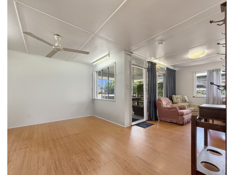 21 Thurles St, Tully QLD 4854