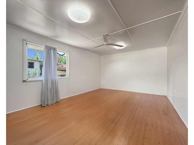 21 Thurles St, Tully QLD 4854