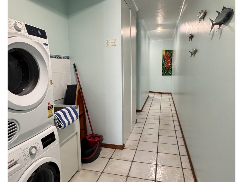 Unit 2/112 Kennedy Esp, South Mission Beach QLD 4852