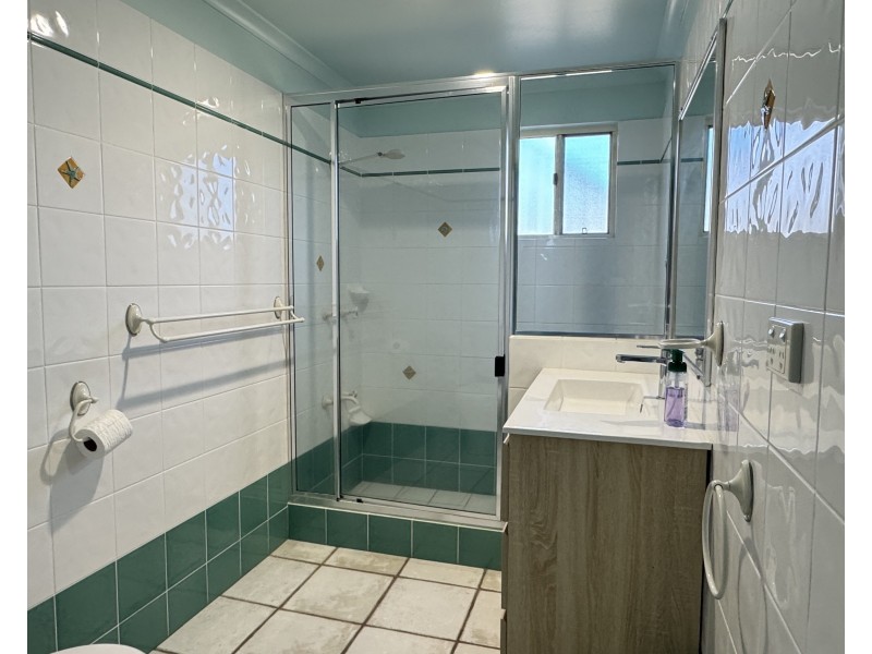 Unit 2/112 Kennedy Esp, South Mission Beach QLD 4852