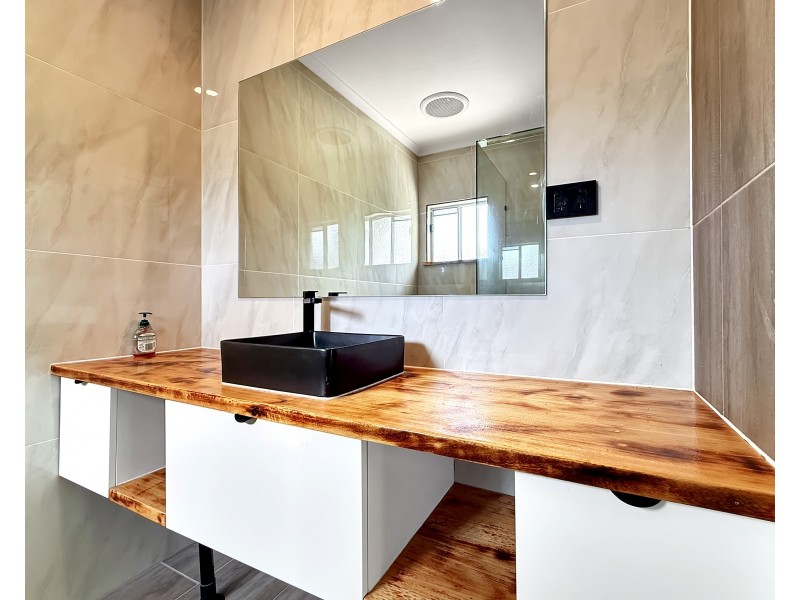 20 Wongaling Beach Rd, Wongaling Beach QLD 4852