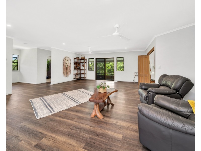 582 Bingil Bay Rd, Bingil Bay QLD 4852
