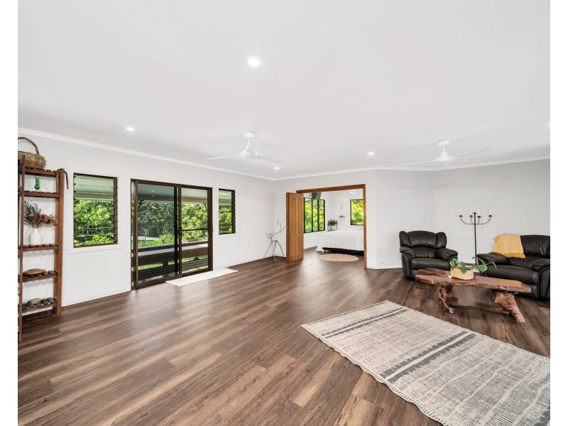 582 Bingil Bay Rd, Bingil Bay QLD 4852