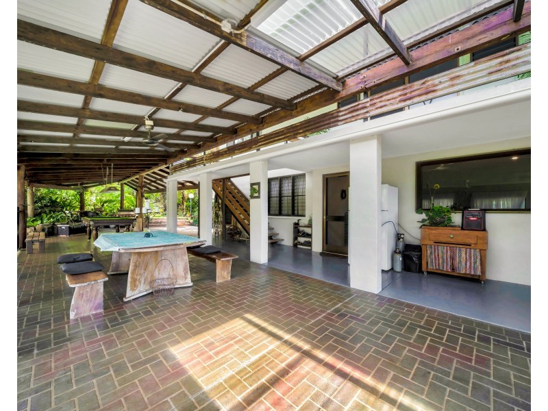 582 Bingil Bay Rd, Bingil Bay QLD 4852