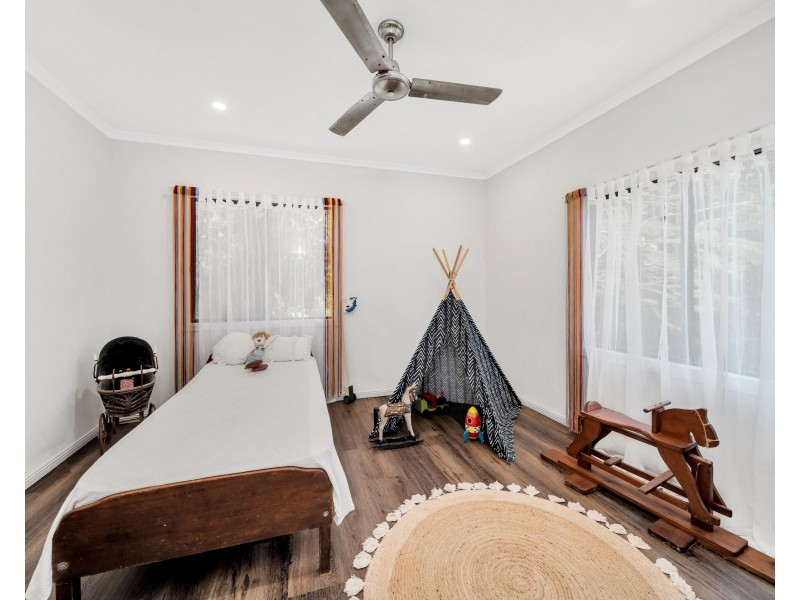 582 Bingil Bay Rd, Bingil Bay QLD 4852