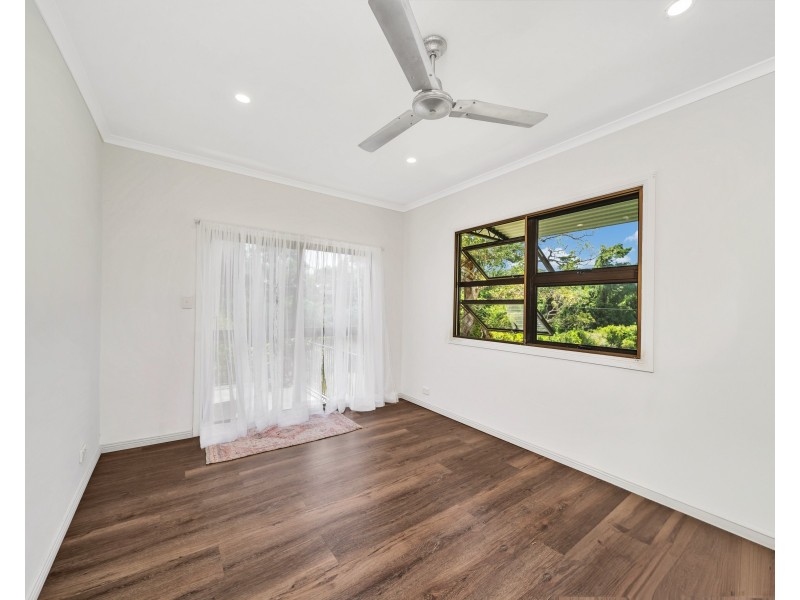 582 Bingil Bay Rd, Bingil Bay QLD 4852