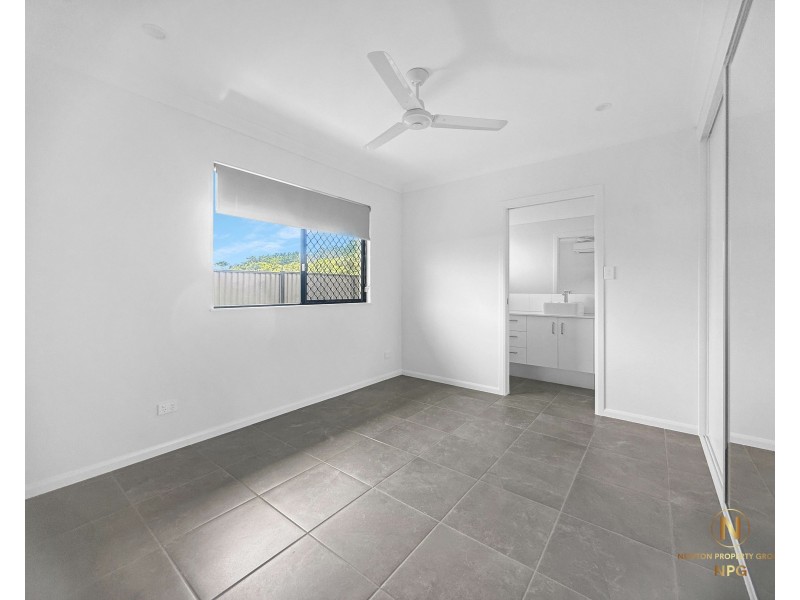 17 Tuckeroo Close, Bentley Park QLD 4869