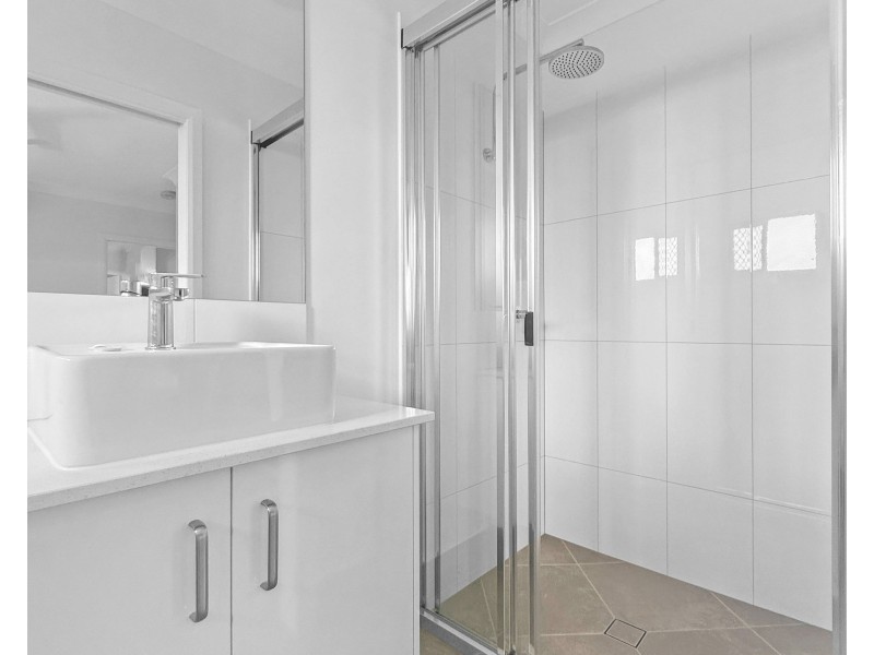 17 Tuckeroo Close, Bentley Park QLD 4869