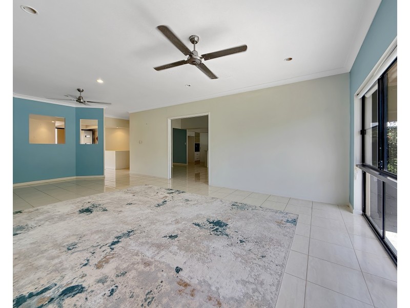 5 Oceanview Dr, Wongaling Beach QLD 4852