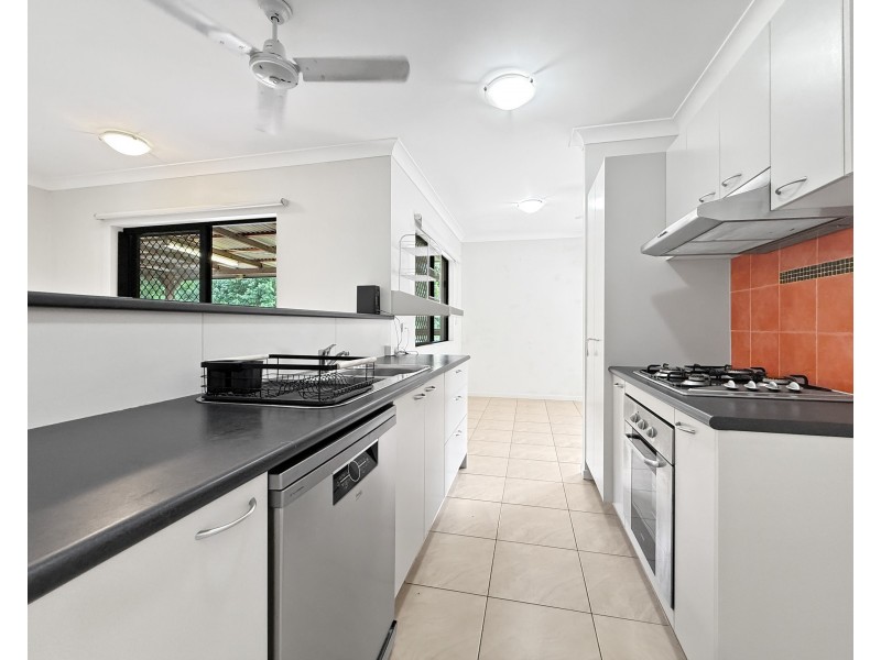 1D Royal Palm Dr, Mission Beach QLD 4852