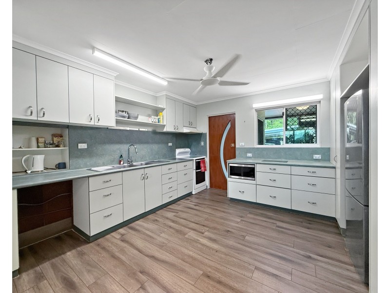 85 Wheatley Rd, Wongaling Beach QLD 4852