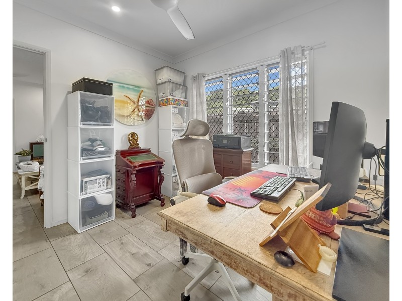 16 Spinnaker St, South Mission Beach QLD 4852