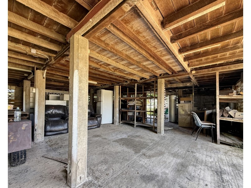 35 Murray St, Tully QLD 4854