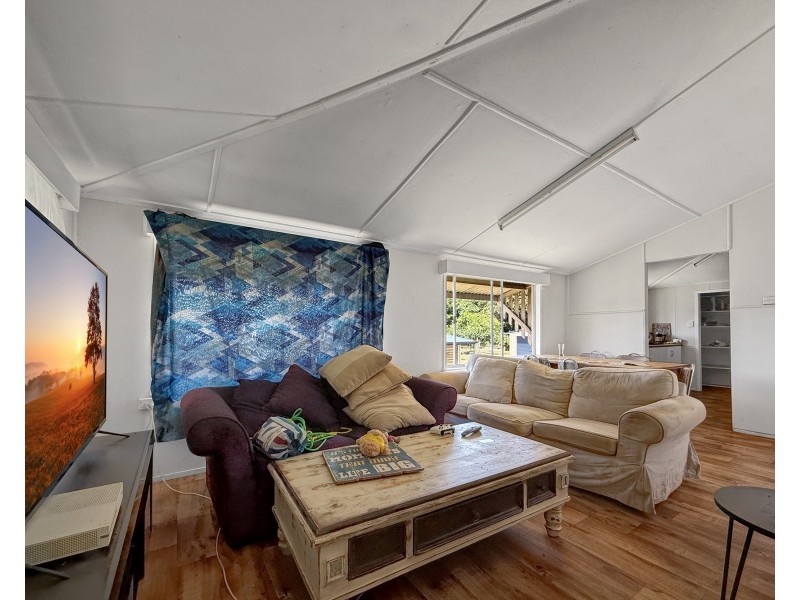 35 Murray St, Tully QLD 4854