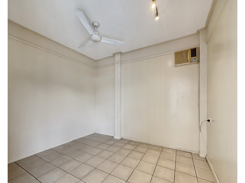 2 Miara Cl, Kewarra Beach QLD 4879