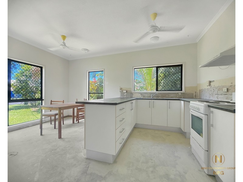 Unit 3/27 Holland St, Wongaling Beach QLD 4852