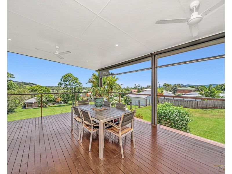 9 Riverside Tce, South Mission Beach QLD 4852