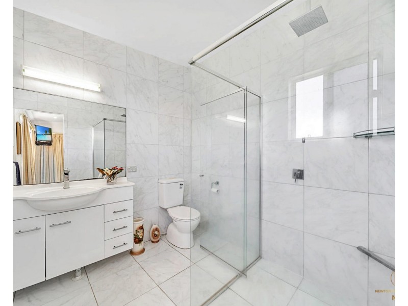 9 Riverside Tce, South Mission Beach QLD 4852