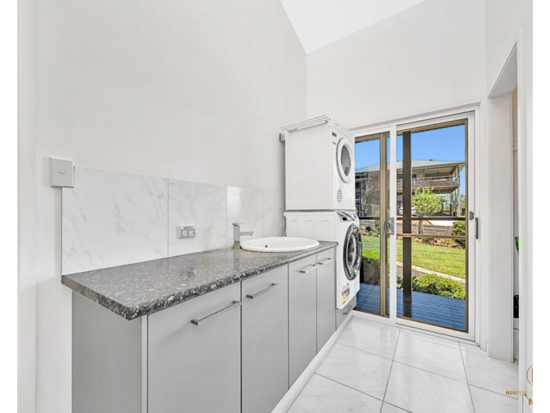 9 Riverside Tce, South Mission Beach QLD 4852