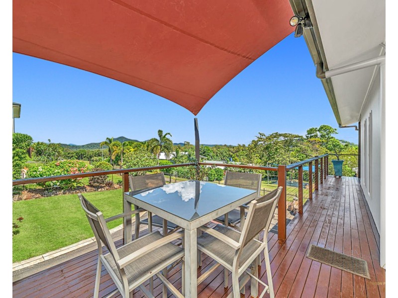9 Riverside Tce, South Mission Beach QLD 4852