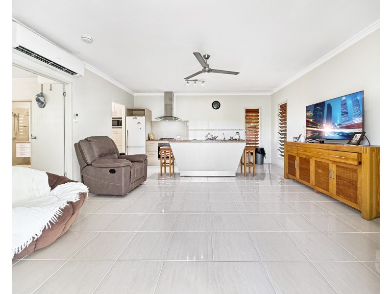 32 Sanctuary Cres, Wongaling Beach QLD 4852