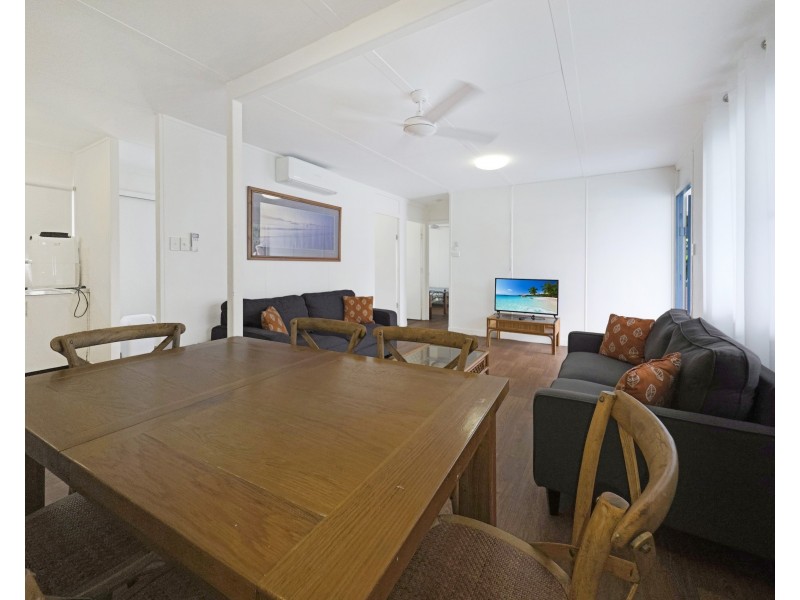 2, 150 Kennedy Esplanade, South Mission Beach QLD 4852