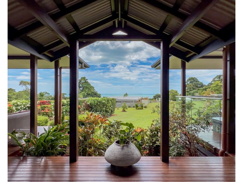 6 Unsworth Drive, Mission Beach QLD 4852