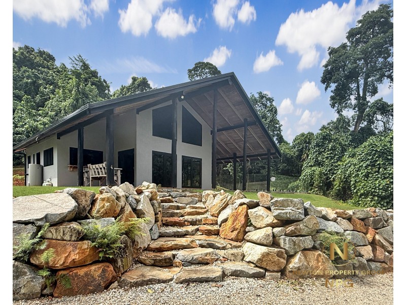 5 Plantation Drive, Bingil Bay QLD 4852