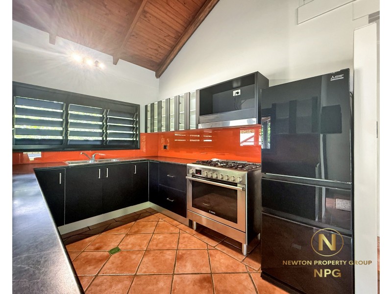 5 Plantation Drive, Bingil Bay QLD 4852