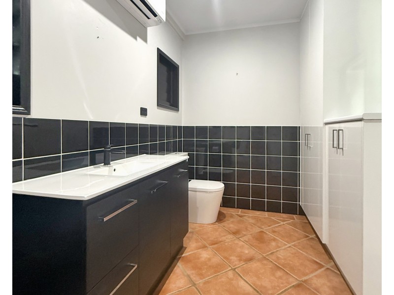 5 Plantation Drive, Bingil Bay QLD 4852