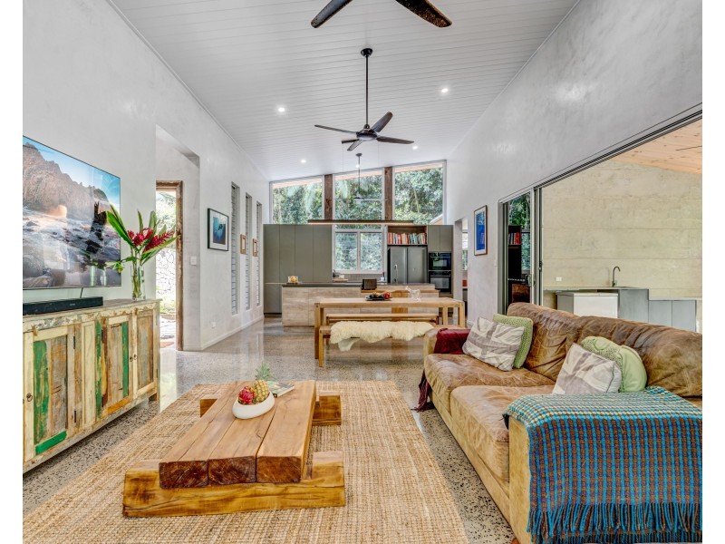 19 Mission Circle, Wongaling Beach QLD 4852