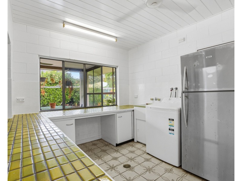 4 Kwila Street, Wongaling Beach QLD 4852