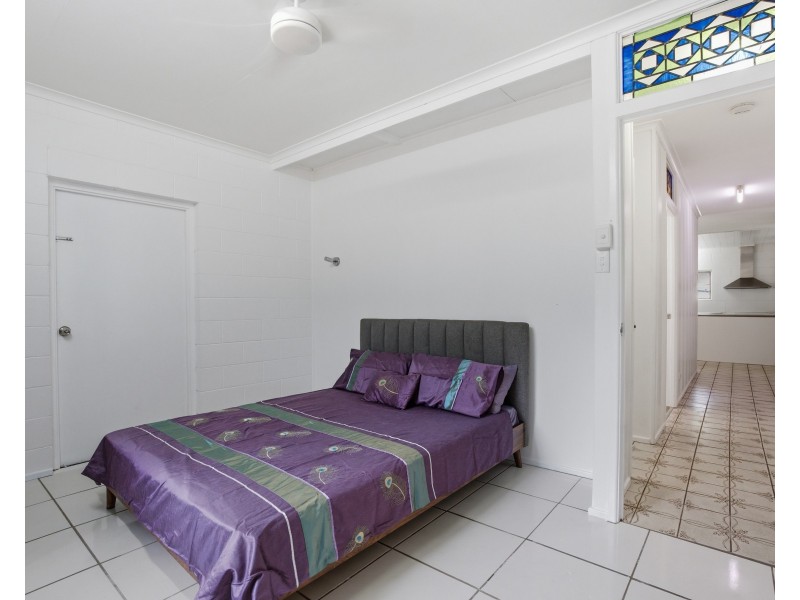 4 Kwila Street, Wongaling Beach QLD 4852