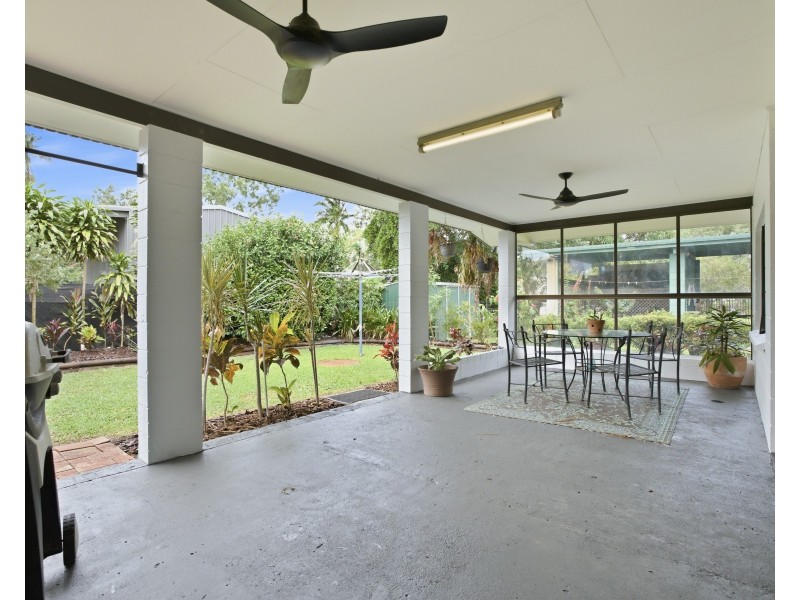 4 Kwila Street, Wongaling Beach QLD 4852