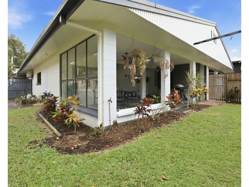 4 Kwila Street, Wongaling Beach QLD 4852