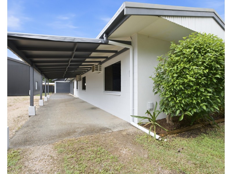 4 Kwila Street, Wongaling Beach QLD 4852