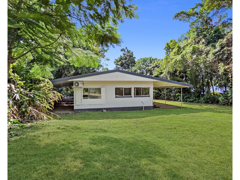 38 Cutten Street, Bingil Bay QLD 4852