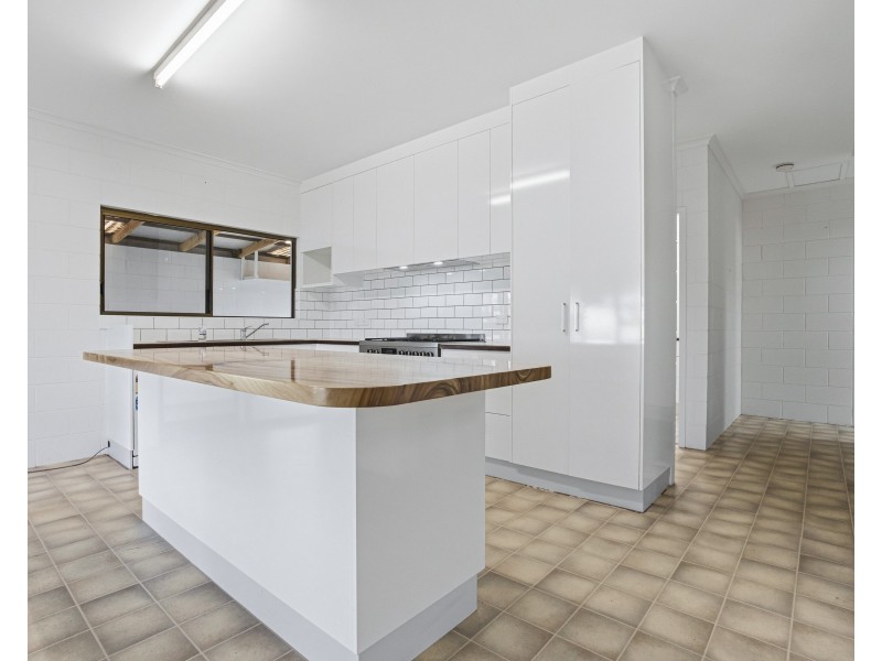 18 Ranleagh Street, Kurrimine Beach QLD 4871