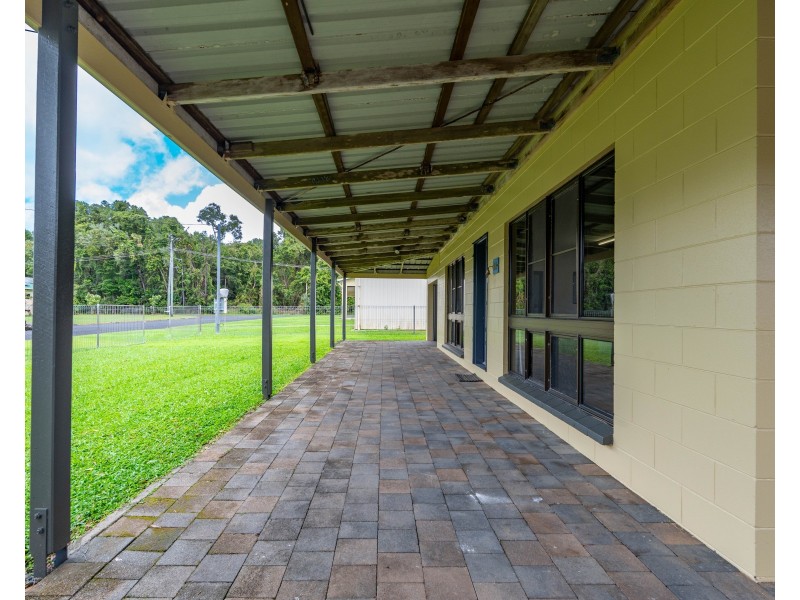 18 Ranleagh Street, Kurrimine Beach QLD 4871