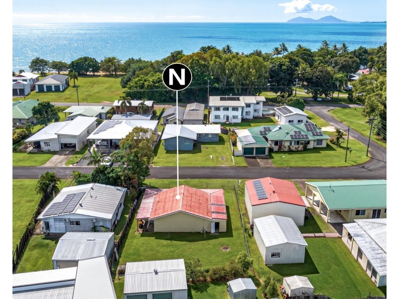 18 Ranleagh Street, Kurrimine Beach QLD 4871