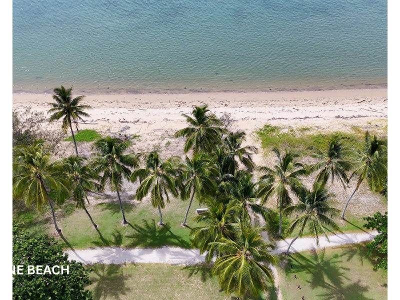 18 Ranleagh Street, Kurrimine Beach QLD 4871