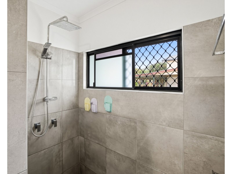13 Trower Street, Tully QLD 4854