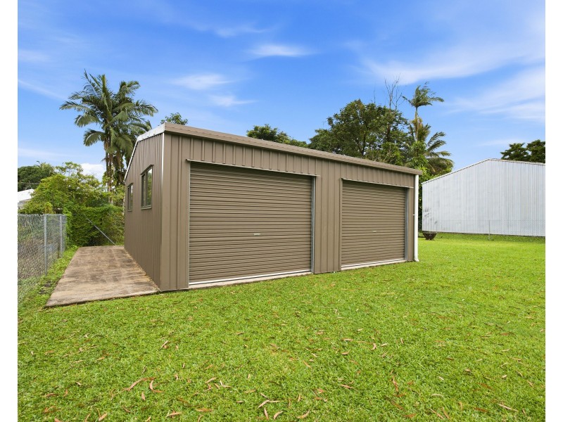 13 Trower Street, Tully QLD 4854