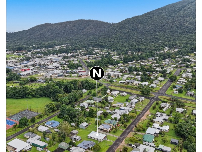 13 Trower Street, Tully QLD 4854