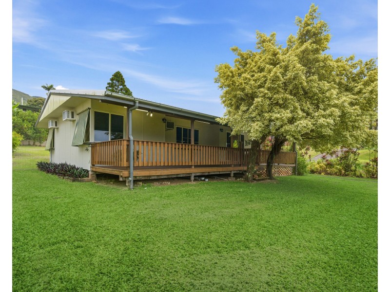 13 Mcdonald Street, Tully QLD 4854