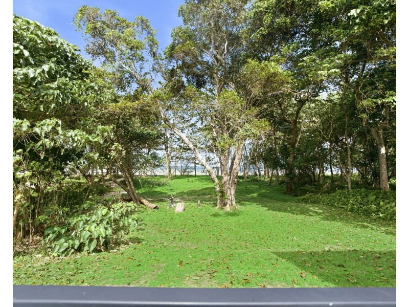 37 Rebecca Jane Parade, Kurrimine Beach QLD 4871