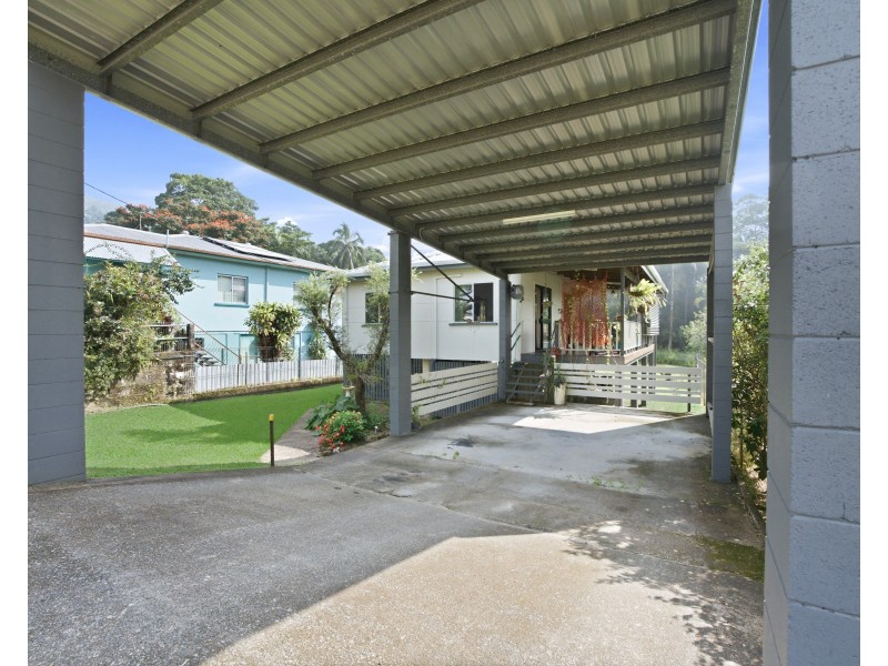 16 Thurles Street, Tully QLD 4854