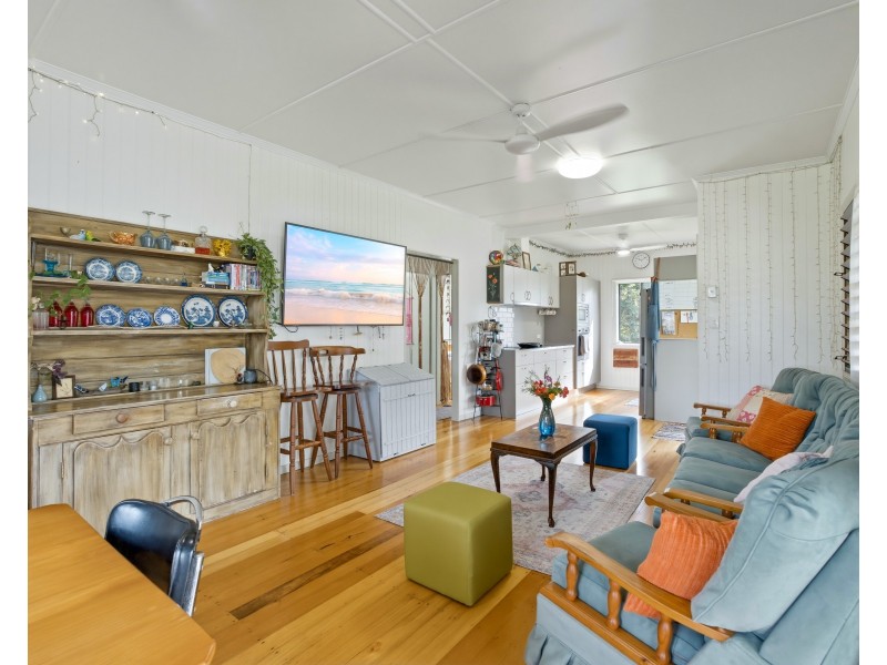 16 Thurles Street, Tully QLD 4854