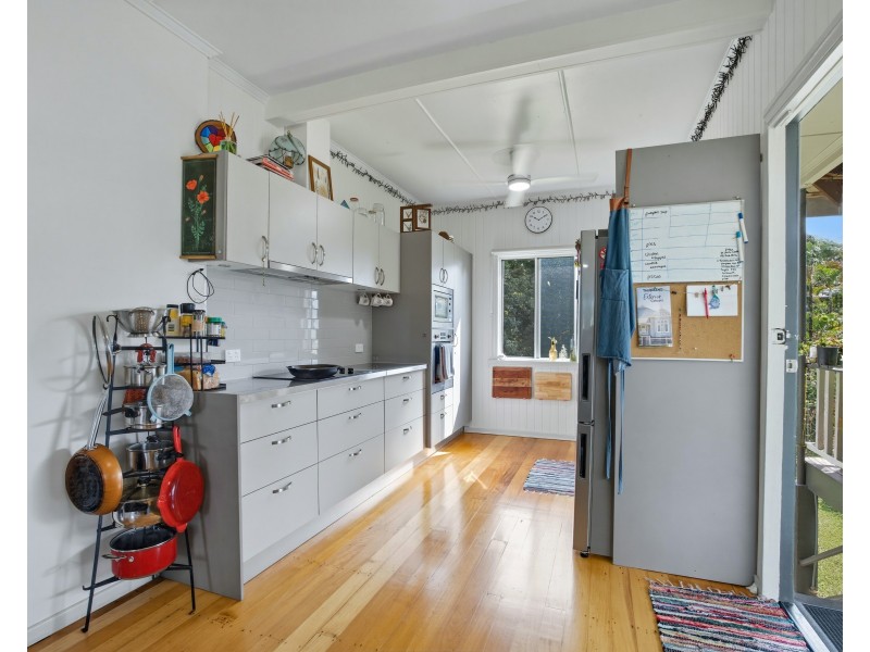 16 Thurles Street, Tully QLD 4854