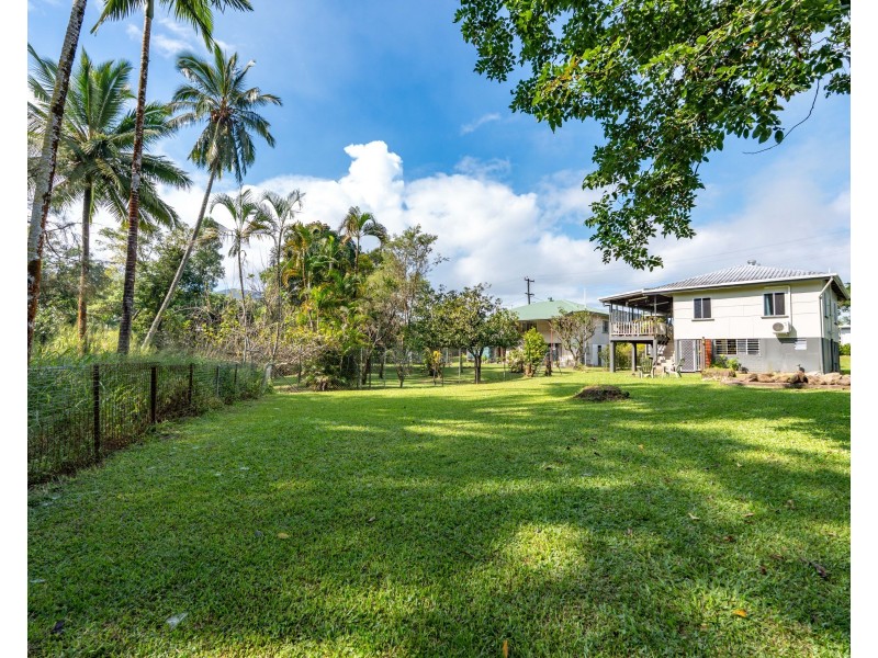16 Thurles Street, Tully QLD 4854